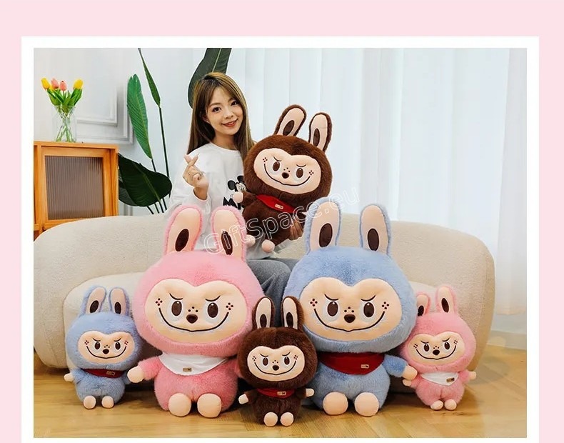 Плюшена играчка Labubu с големи уши и характерна усмивка