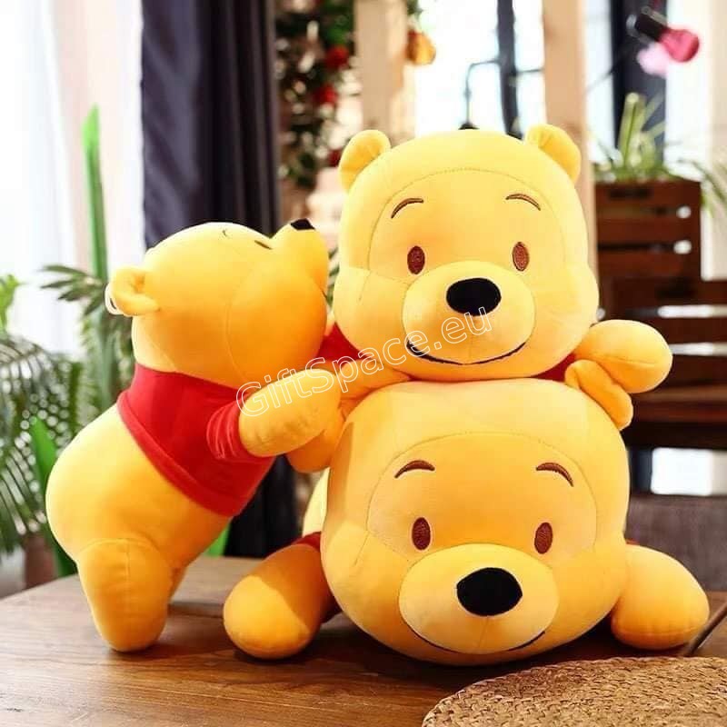 Плюшена играчка Мечо Пух с червена блузка