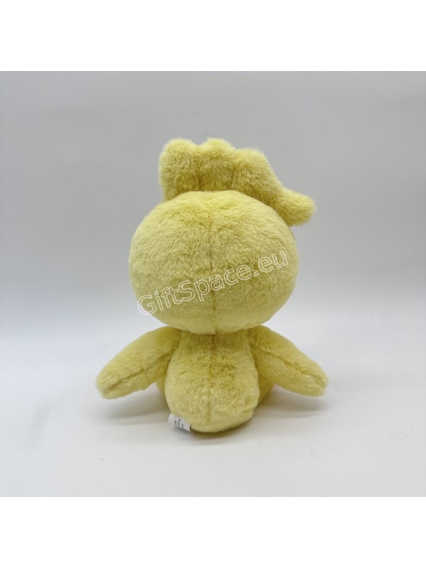 Жълта плюшена играчка KickinChicken с черен медальон със звезда