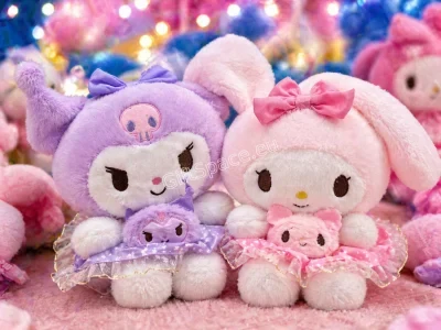 Плюшени играчки Куроми и My Melody с рокли и мини играчки